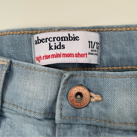 Abercrombie Kids Girls Light Washed High-Rise Mini Mom Short Size 11/12 - Picture 3 of 5